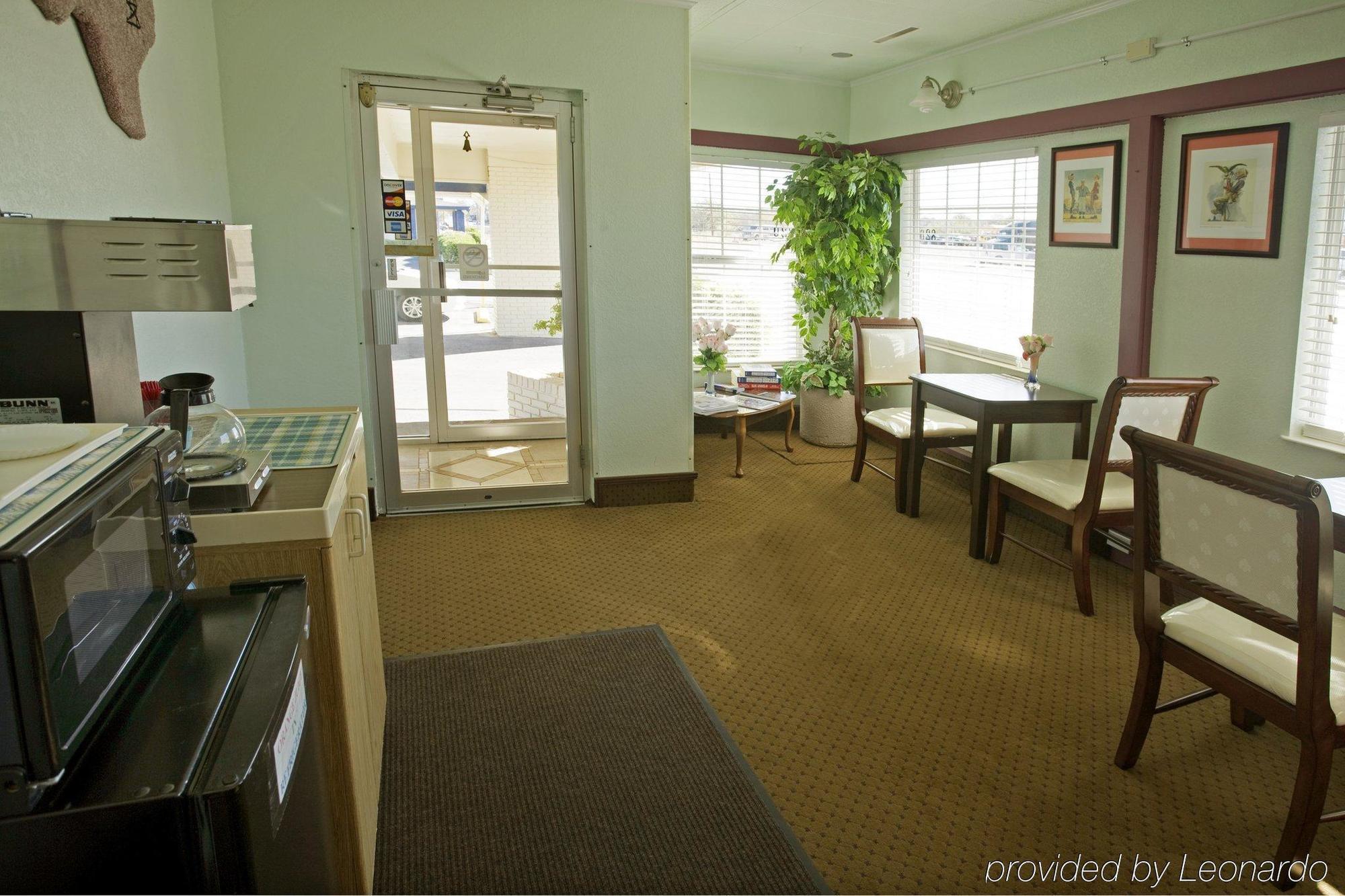 Americas Best Value Inn Ozona Restaurant foto