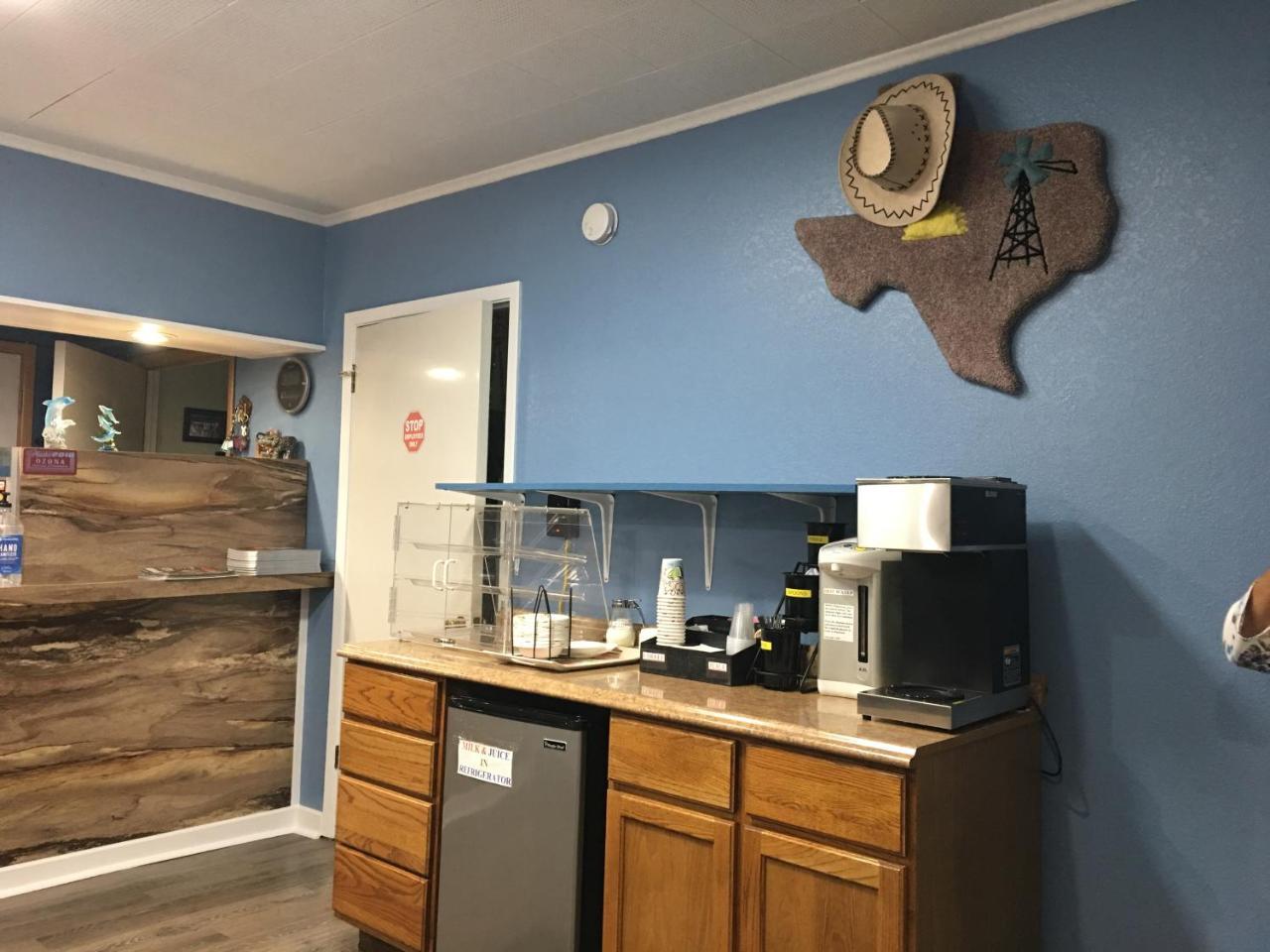 Americas Best Value Inn Ozona Exterior foto